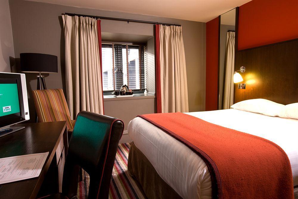Village 3* Warrington